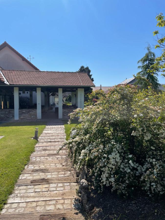 Penzion U Bohuša Lednice Exterior foto
